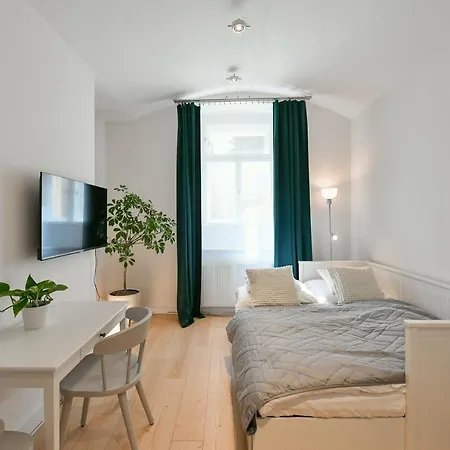 Kubelikova 32 Apartment