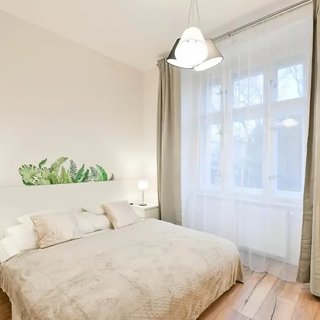 Apartament Kubelikova 32