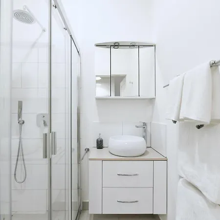 Kubelikova 32 Apartament