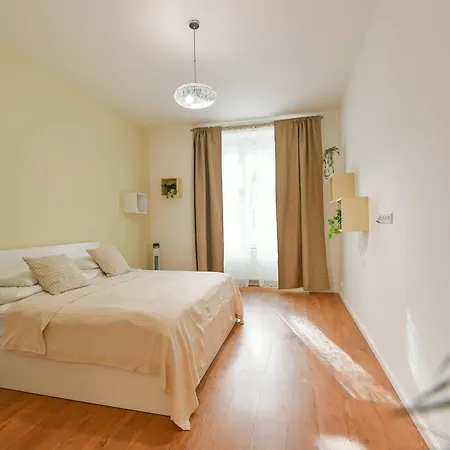 Kubelikova 32 Apartament
